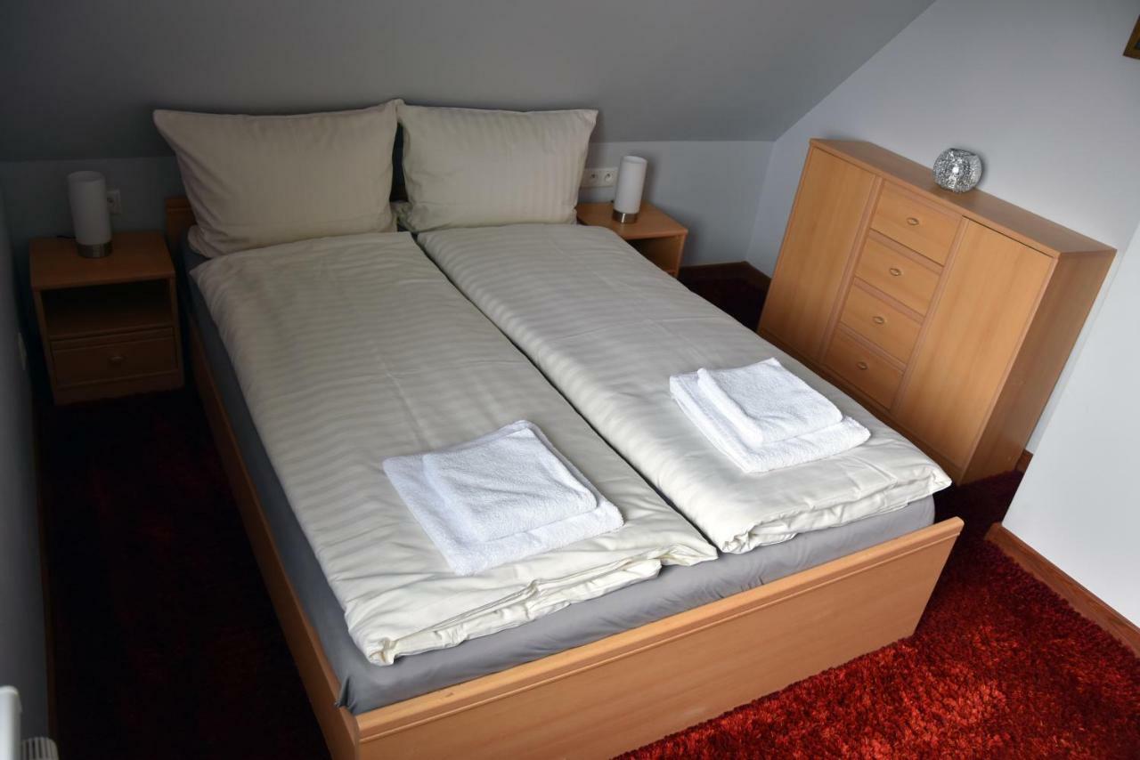 Apartment A'La Karol 斯维诺乌伊希切 外观 照片